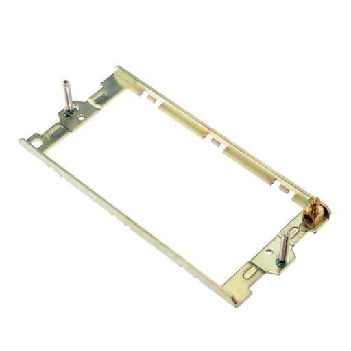 Deta 3 Gang Grid Yoke