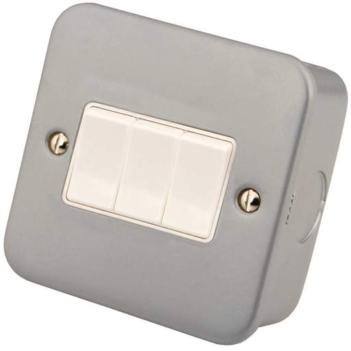 M2 Metal 10A 3 Gang 2 Way Light Switch Metal Clad